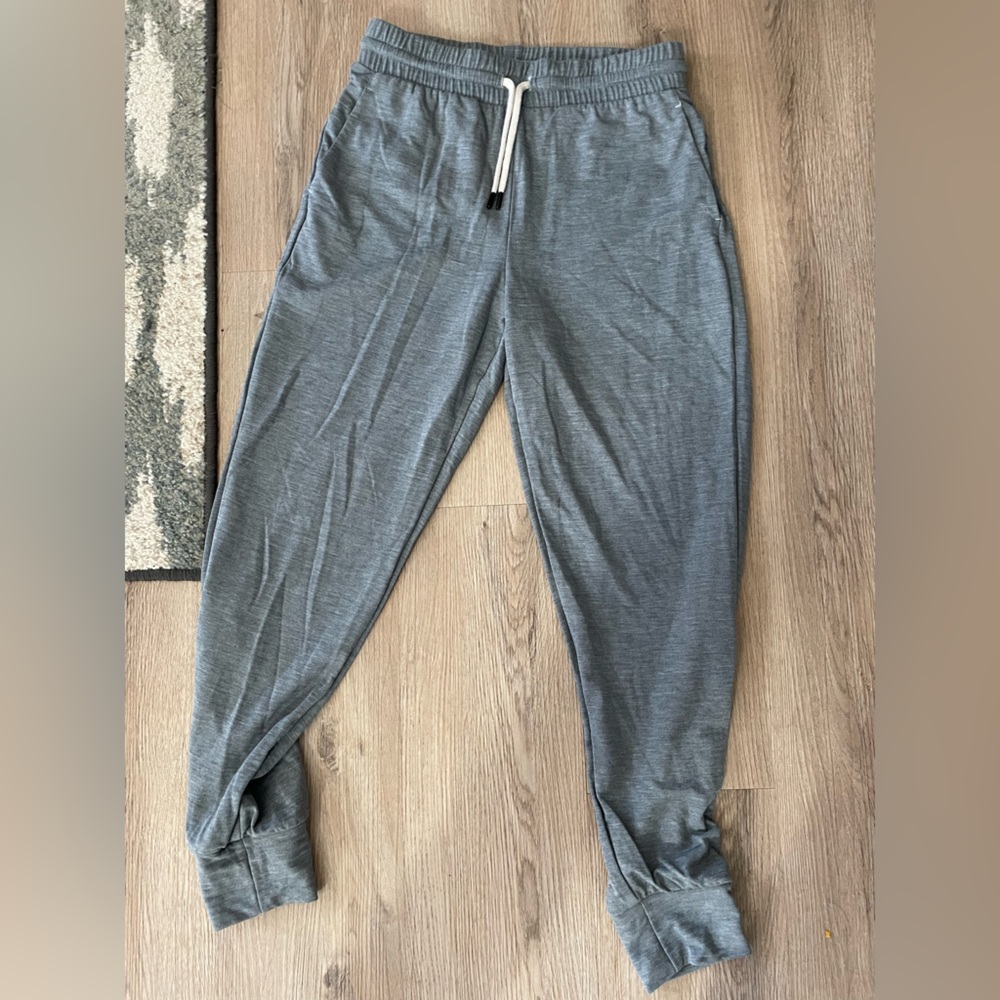 North face joggers size S